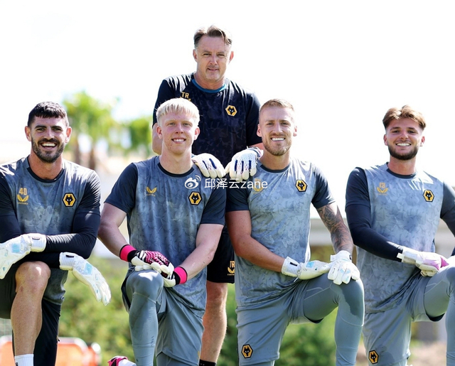 大爱中国!56岁世界级名帅重返中超:曾培养出4名顶级巨星!|门将|罗伯茨|威尔士|ac米兰|阿森纳_新浪体育_新浪新闻